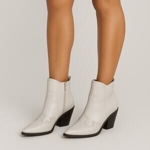 INDIGO ROAD WHITE CHUNKY HEEL WESTERN ANKLE BOOTS COUNTRY CHIC SIZE 7